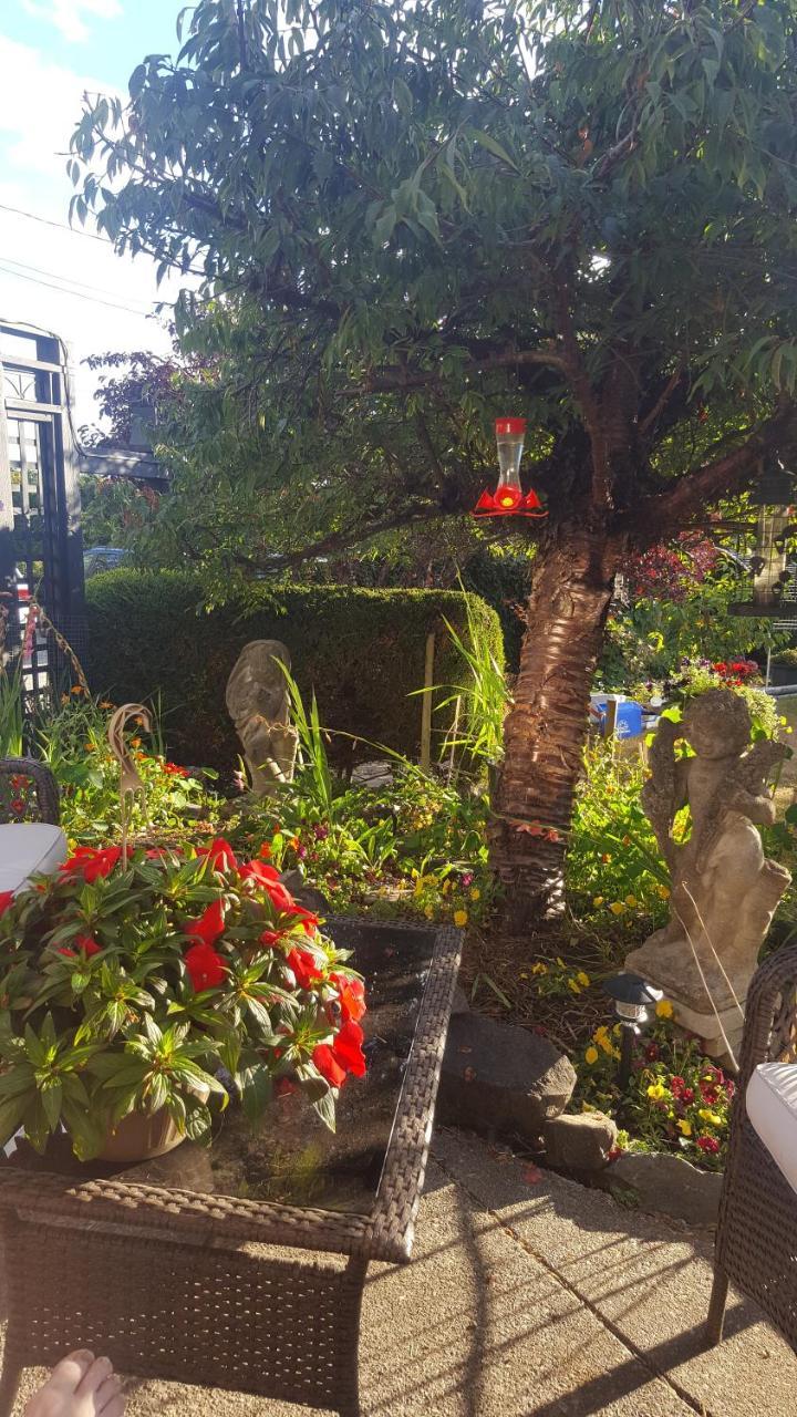 By The Sea Bnb, Sidney Victoria Bc 외부 사진
